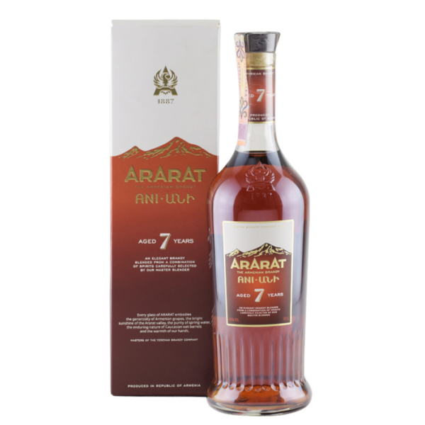 ARARAT 7 ROČNÝ 40% 0,7L